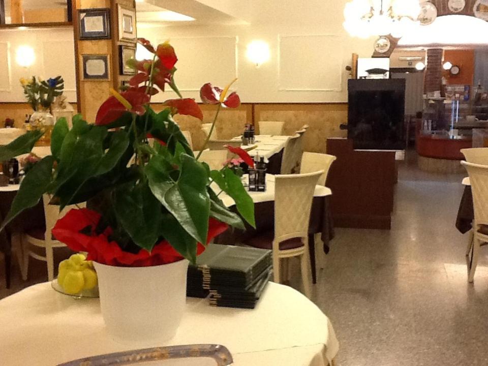 Hotel Belfiore Salzano Luaran gambar