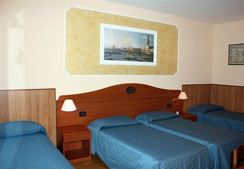 Hotel Belfiore Salzano Luaran gambar